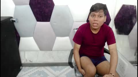 raystewart  online show from November 2025 02:01:02 AM