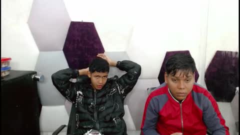 raystewart  online show from November 2025 02:33:01 AM