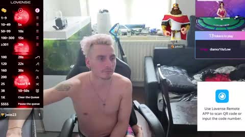 Rayzel online show from May 2026 10:36:01 AM