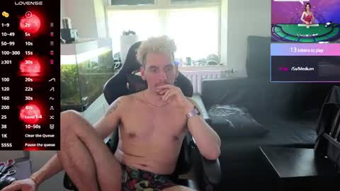 Rayzel online show from June 2026 12:02:01 PM