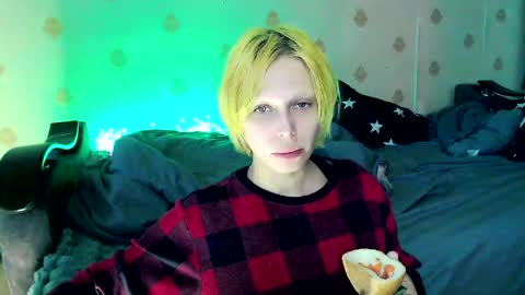  Yrriel Strife Candy-Demon Caveboy mr. Cringe   online show from April 2026 06:56:02 AM