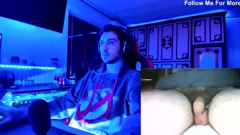 rcomi4 online show from November 2025 11:26:02 PM