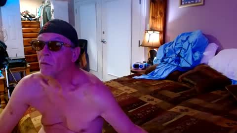 Snapshot of ready4aride2day chatting on December 2024 02:53:01 AM ready4aride2day online show from December 2024 02:53:01 AM