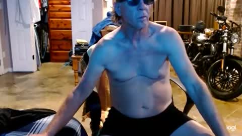 Snapshot of ready4aride2day chatting on November 2025 01:16:02 AM ready4aride2day online show from November 2025 01:16:02 AM