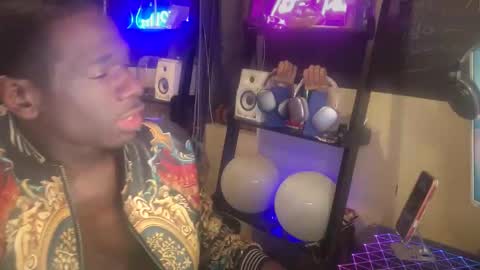 skylar online show from April 2026 10:18:02 PM