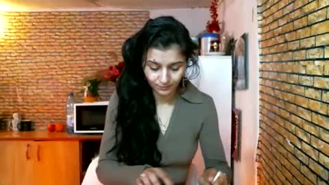 real_coupl3 online show from February 2026 09:21:02 AM