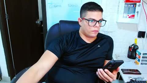 Snapshot of realjoel chatting on April 2026 05:30:01 PM Joel online show from April 2026 05:30:01 PM