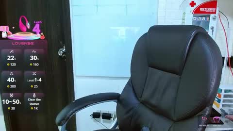 Snapshot of realjoel chatting on May 2026 12:59:01 PM Joel online show from May 2026 12:59:01 PM