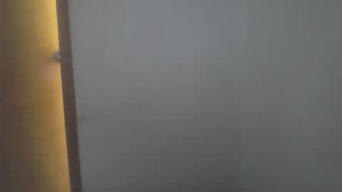 Snapshot of realmenol24k chatting on December 2025 06:25:02 PM SexyFlacko online show from December 2025 06:25:02 PM