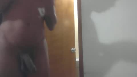 Snapshot of realmenol24k chatting on January 2026 05:32:01 AM SexyFlacko online show from January 2026 05:32:01 AM