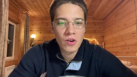 AliceEve online show from September 2025 04:53:02 PM