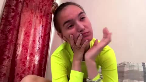 Risa online show from June 2026 03:33:01 PM