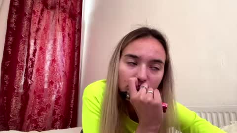 Risa online show from June 2026 03:18:01 PM