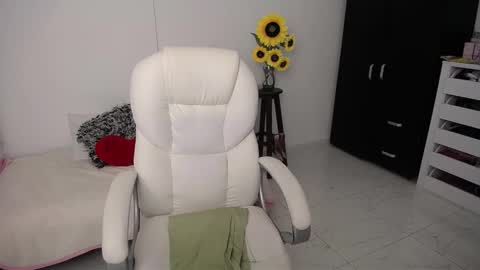 REBECA online show from January 2025 02:04:01 AM