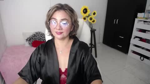 REBECA online show from February 2025 02:08:01 PM