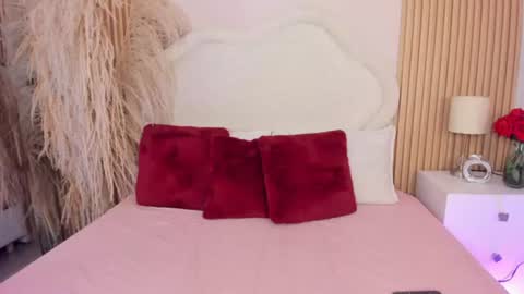 rebeca_taylor_ online show from July 2026 08:33:01 PM