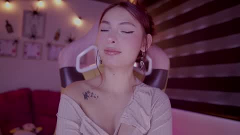 Rebeca  online show from October 2025 03:52:01 PM