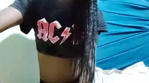 Tu mami Rebecca online show from May 2026 02:28:01 AM