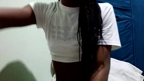 Tu mami Rebecca online show from May 2026 02:53:02 AM