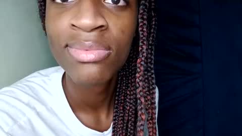 Tu mami Rebecca online show from July 2026 11:49:02 AM