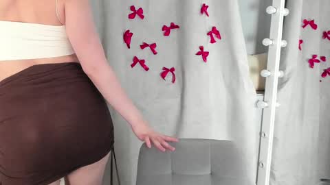 Snapshot of rebecca_____ chatting on March 2025 09:43:01 PM rebecca_____ online show from March 2025 09:43:01 PM