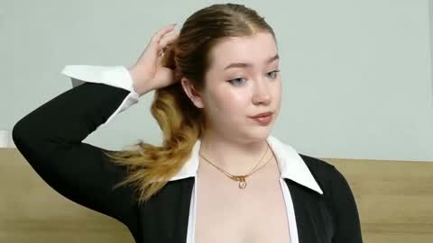 Snapshot of rebecca_lace chatting on September 2025 02:57:01 AM rebecca_lace online show from September 2025 02:57:01 AM