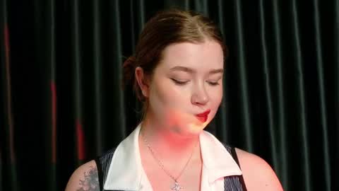 Snapshot of rebecca_lace chatting on October 2025 11:18:01 PM rebecca_lace online show from October 2025 11:18:01 PM