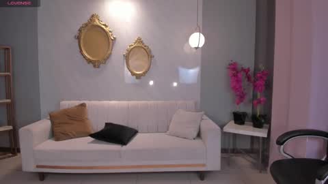 Rebe online show from February 2026 07:56:02 PM