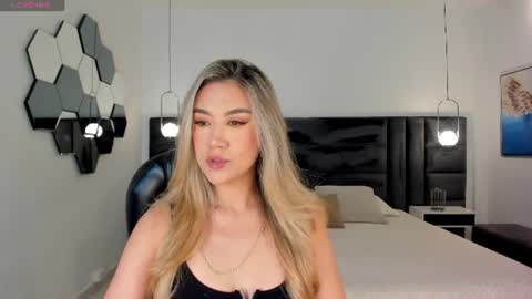 Rebe online show from June 2026 06:32:02 PM