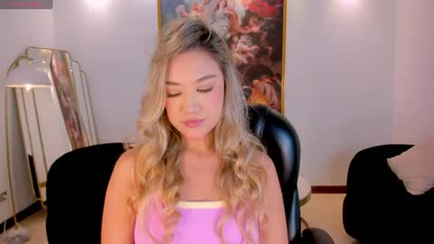Rebe online show from July 2026 06:39:01 PM