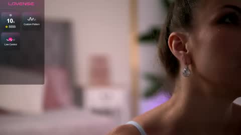 Rebecca online show from June 2026 07:58:01 AM