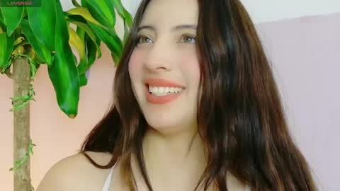 rebeccawhite_meow online show from June 2026 07:17:02 PM