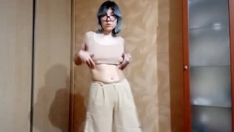 Zoe online show from March 2026 02:33:02 PM