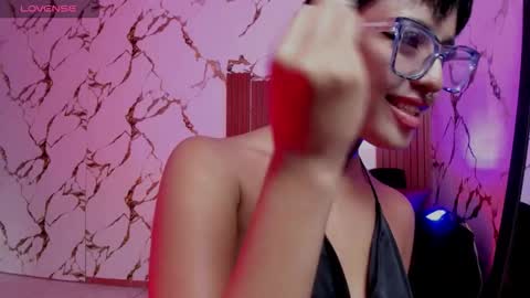 Snapshot of rebeka_baker chatting on October 2025 12:06:01 PM REBEKA online show from October 2025 12:06:01 PM