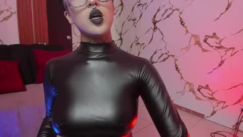 Snapshot of rebeka_baker chatting on October 2025 12:17:02 PM REBEKA online show from October 2025 12:17:02 PM