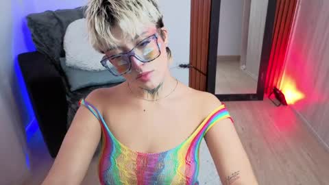 REBEKA online show from May 2026 11:17:01 AM