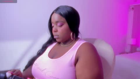 Snapshot of rebeka_spencer chatting on February 2025 11:33:01 AM rebeka online show from February 2025 11:33:01 AM