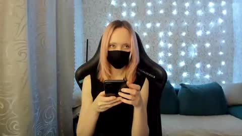 RebesaOlset online show from December 2024 04:31:01 PM