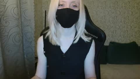 RebesaOlset online show from December 2024 03:38:02 PM