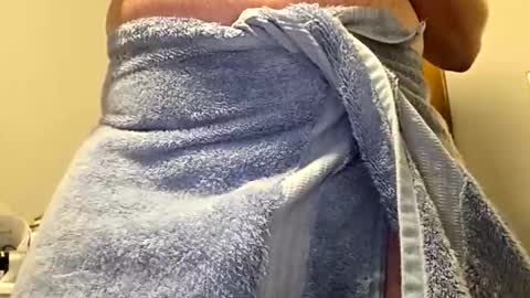 Snapshot of red24devils chatting on November 2025 09:42:02 PM red24devils online show from November 2025 09:42:02 PM