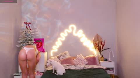 Snapshot of red__candy chatting on January 2025 01:19:01 PM red__candy online show from January 2025 01:19:01 PM