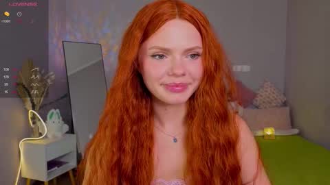 Snapshot of red__candy chatting on September 2025 01:22:01 PM red__candy online show from September 2025 01:22:01 PM