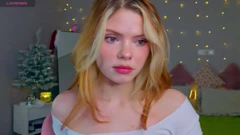 Snapshot of red__candy chatting on January 2026 12:08:02 PM red__candy online show from January 2026 12:08:02 PM