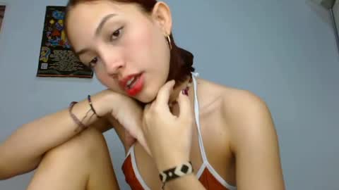 Snapshot of red_chanty chatting on September 2025 11:05:02 PM Lorena online show from September 2025 11:05:02 PM