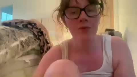 Rosie online show from June 2026 07:56:02 PM