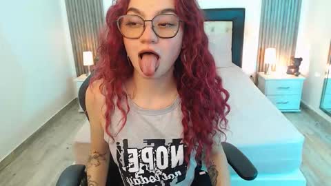 Kitty online show from October 2025 08:37:02 PM