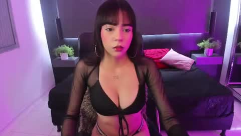 red_meggann online show from July 2026 12:08:01 PM