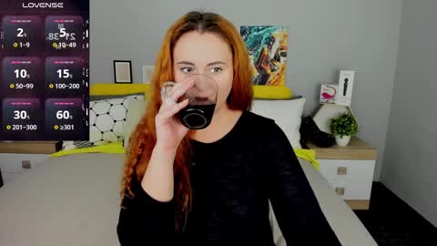 Lessy Fox online show from March 2025 10:41:02 PM