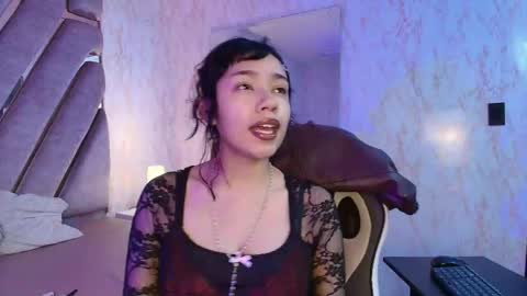red_pandaa online show from May 2026 03:44:01 AM
