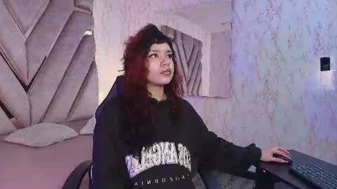 red_pandaa online show from July 2026 03:13:01 AM